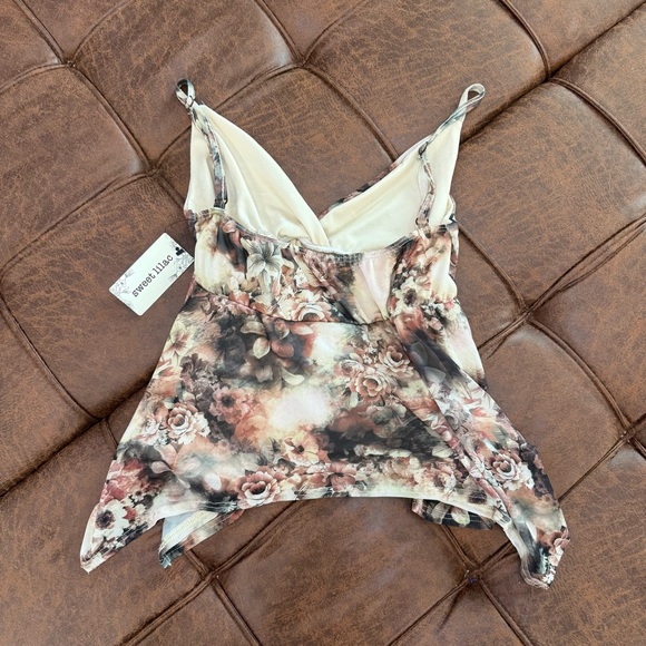 NWT Floral Handkerchief Hem Camisole Tank Top - Blush Taupe Juniors XS - Picture 4 of 7